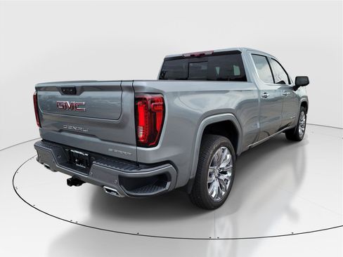 Used 2024 GMC Sierra 1500 Denali w/ Denali Reserve Package AWD/4WD image 4