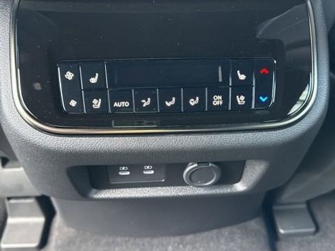 New 2026 INFINITI QX80 4WD w/ Sport Exterior Package image 32