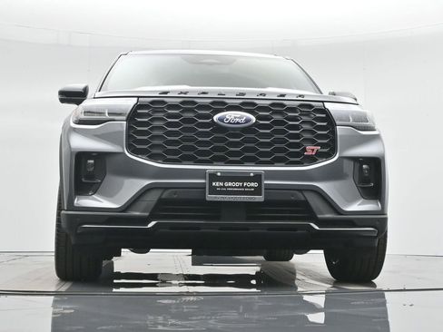 New 2025 Ford Explorer ST w/ Sun And Sound Package image 32