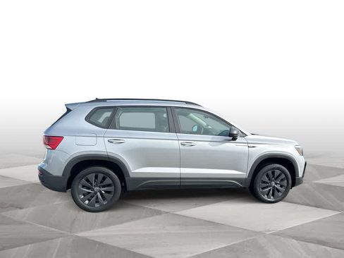 Certified 2024 Volkswagen Taos S FWD image 9