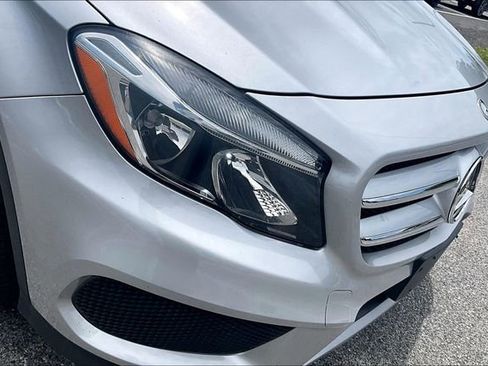 Used 2015 Mercedes-Benz GLA 250 4MATIC image 32