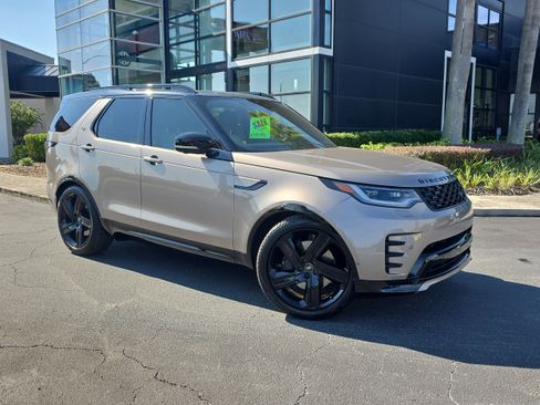 Used 2023 Land Rover Discovery S R-Dynamic image 29