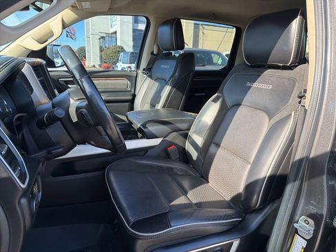 Used 2020 RAM 1500 Laramie image 30