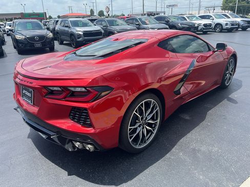 Used 2024 Chevrolet Corvette Stingray Preferred Cpe w/ Battery Protection Package RWD image 7