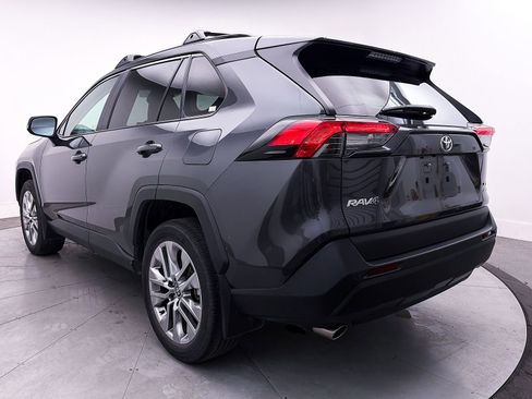 Used 2023 Toyota RAV4 XLE Premium image 13