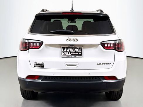 Used 2025 Jeep Compass Limited AWD/4WD image 5