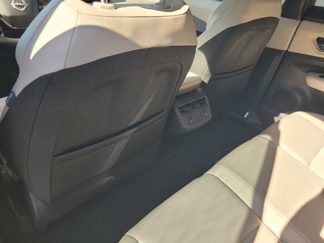 Certified 2023 Nissan Ariya FWD image 14