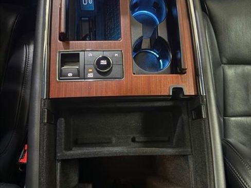 Used 2024 Lincoln Navigator Reserve image 14