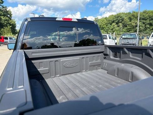 Used 2025 Ford F150 Lariat w/ Equipment Group 502A High AWD/4WD image 9
