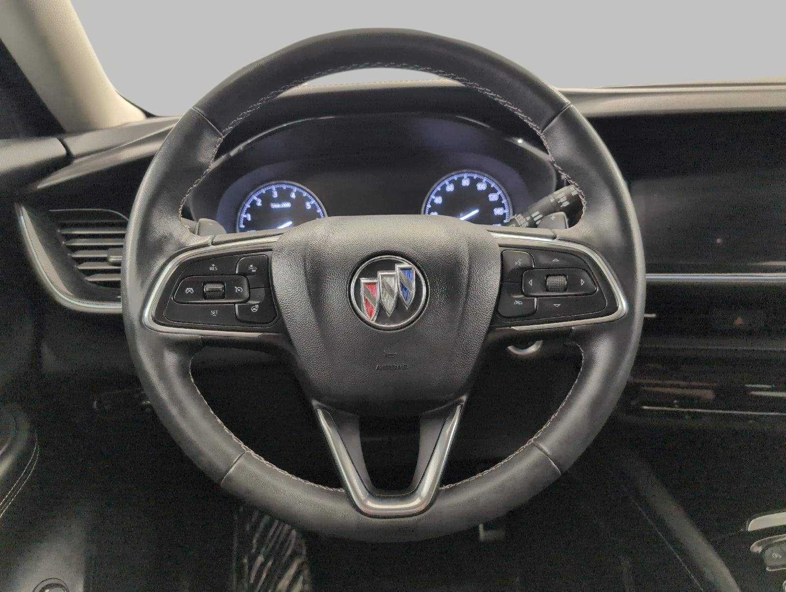 Used 2023 Buick Envision Essence w/ Sport Touring Package AWD/4WD image 5