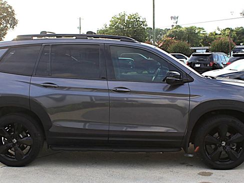 Used 2019 Honda Passport Elite image 6