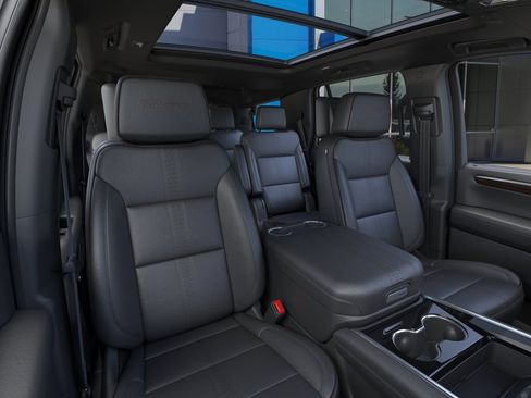 New 2026 Chevrolet Tahoe High Country image 17