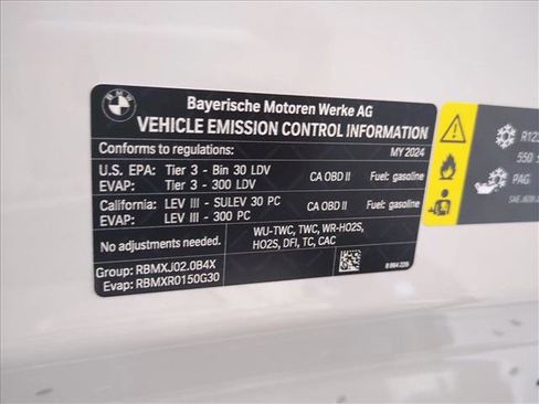 Certified 2024 BMW 330i Sedan w/ Premium Package RWD image 25