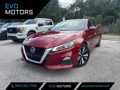 Used 2021 Nissan Altima 2.5 SV w/ SV Premium Package