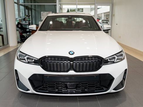 Used 2026 BMW 330i xDrive Sedan w/ M Sport Package AWD/4WD image 2
