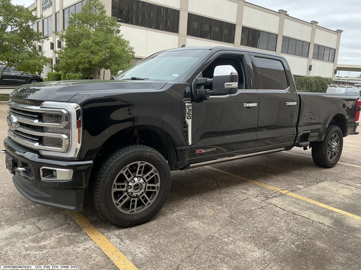 Used 2024 Ford F350 Limited w/ FX4 Off-Road Package AWD/4WD image 4