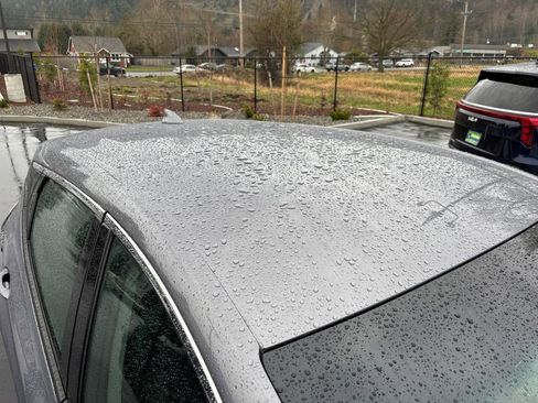 Used 2023 Chevrolet Bolt LT image 29