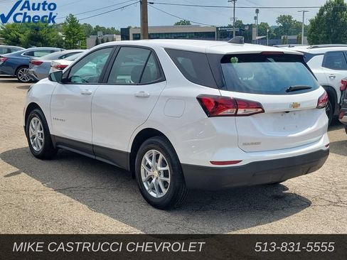 Used 2024 Chevrolet Equinox LS FWD image 3
