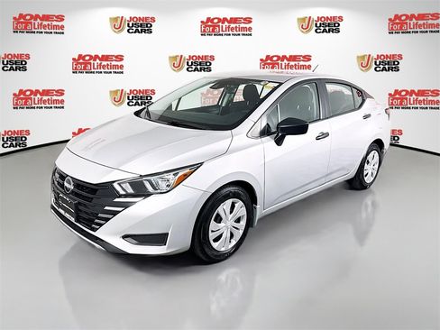 Used 2024 Nissan Versa S w/ Electronics Package image 11