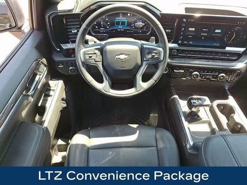 Used 2023 Chevrolet Silverado 1500 LTZ AWD/4WD image 3
