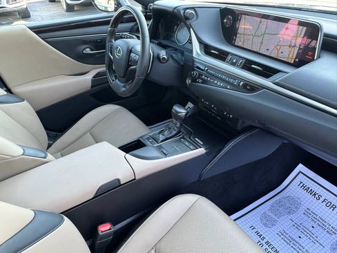 Used 2019 Lexus ES 350 FWD image 32