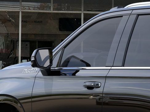New 2026 Chevrolet Tahoe High Country image 36