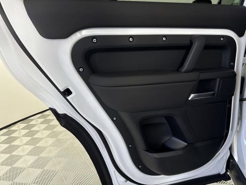 Certified 2025 Land Rover Defender 110 S image 26