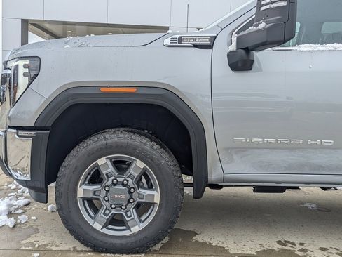 New 2026 GMC Sierra 2500 SLE image 10