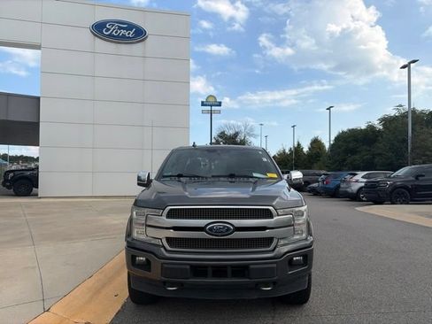 Used 2019 Ford F150 Platinum w/ Equipment Group 701A Luxury AWD/4WD image 8