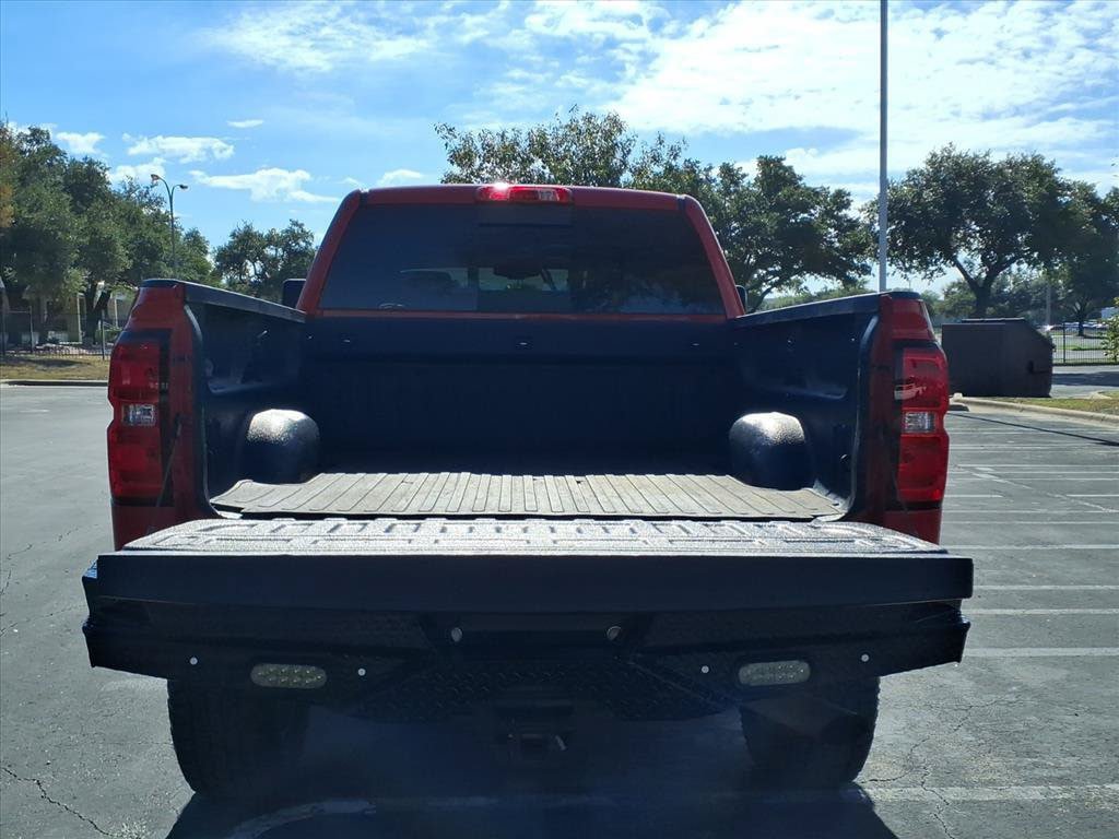 Used 2018 Chevrolet Silverado 2500 LTZ w/ Vortec Plus Package AWD/4WD image 17