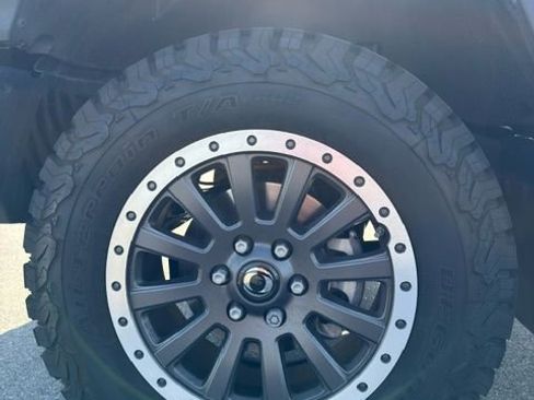 Used 2025 INEOS Grenadier image 22