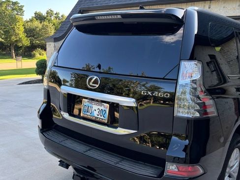 Used 2023 Lexus GX 460 Premium AWD/4WD image 3