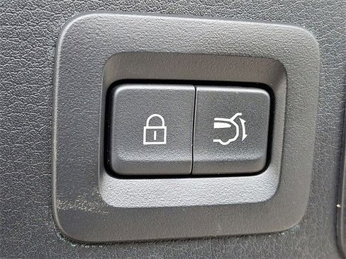 Used 2021 MAZDA CX-30 AWD 2.5 S w/ Premium Package image 25