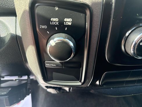 Used 2017 RAM 2500 Tradesman w/ Popular Equipment Group image 11