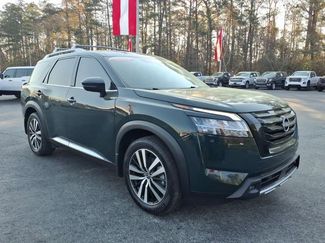 Used 2023 Nissan Pathfinder Platinum video 1