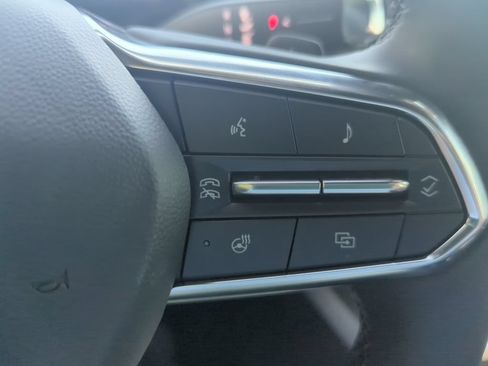 Used 2026 Chevrolet Equinox LT AWD/4WD image 35