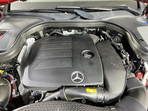 Used 2021 Mercedes-Benz GLC 300 4MATIC w/ Premium Package image 29