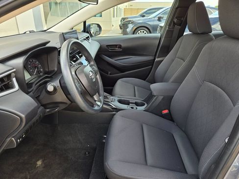 Used 2024 Toyota Corolla LE FWD image 9