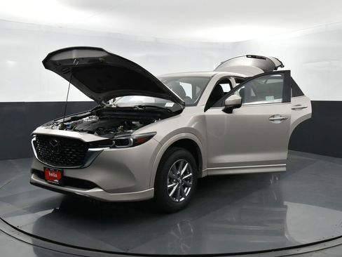 New 2025 MAZDA CX-5 AWD 2.5 S w/ Preferred Package image 38
