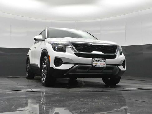 Used 2023 Kia Seltos EX AWD/4WD image 19