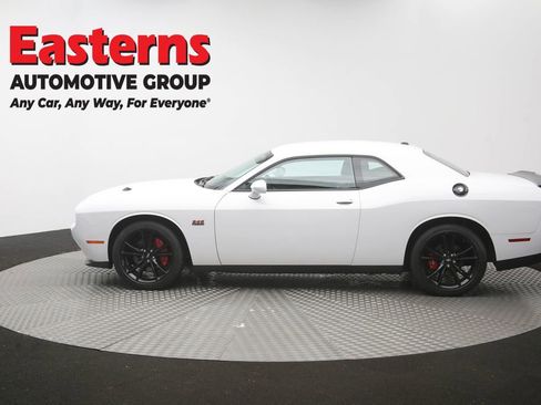 Used 2018 Dodge Challenger R/T w/ Blacktop Package RWD image 58