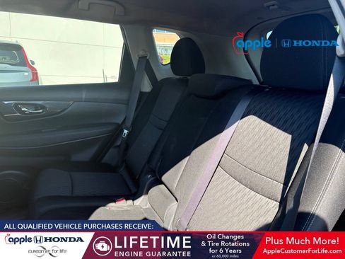 Used 2018 Nissan Rogue SV w/ Premium Package AWD/4WD image 5