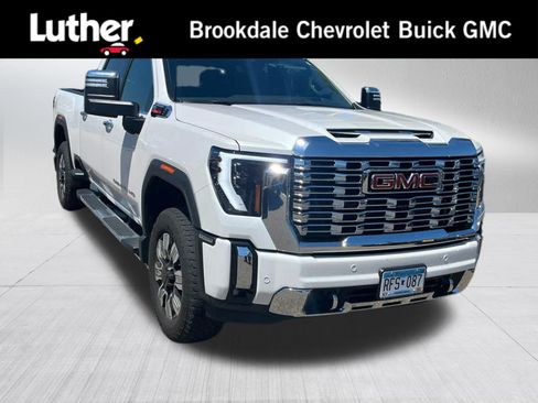 Used 2024 GMC Sierra 2500 Denali w/ Denali Reserve Package AWD/4WD image 1