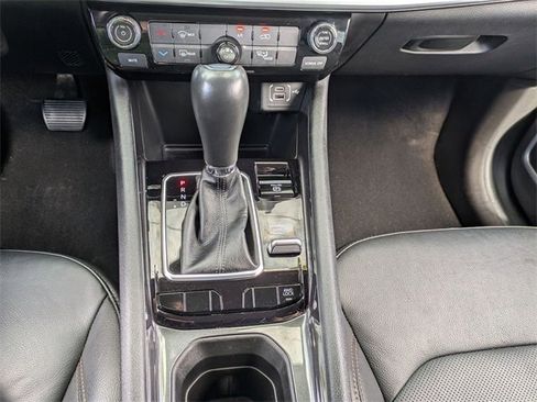 Used 2022 Jeep Compass Latitude image 27