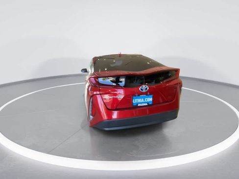 Used 2017 Toyota Prius Prime Premium FWD image 7