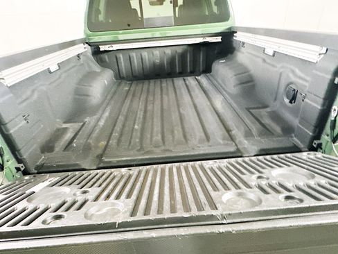 Used 2024 Nissan Frontier SL w/ Technology Package image 28