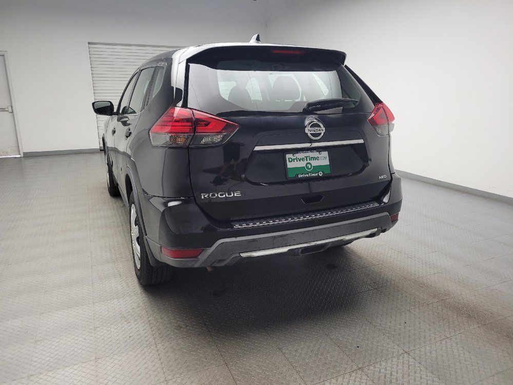 Used 2017 Nissan Rogue S AWD/4WD image 6