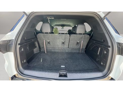 Certified 2025 Buick Enclave Sport Touring AWD/4WD image 29