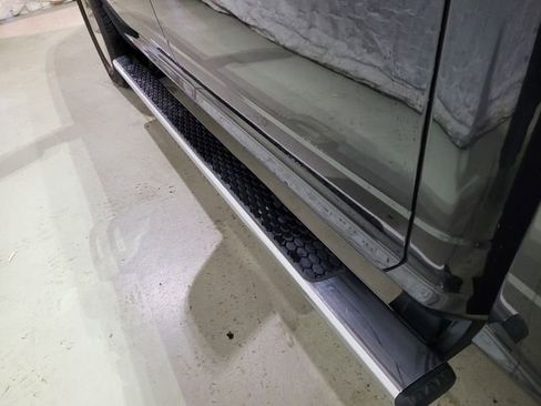 Used 2018 RAM 1500 Classic SLT w/ Luxury Group image 24