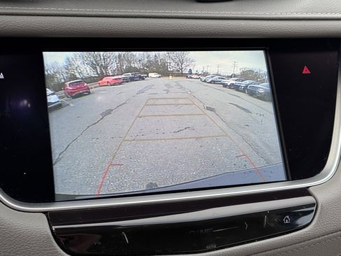 Used 2018 Cadillac XT5 Luxury w/ Driver Awareness Package image 27